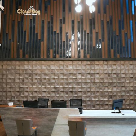 Hotel Cloud Bay Manjeri ภายนอก รูปภาพ