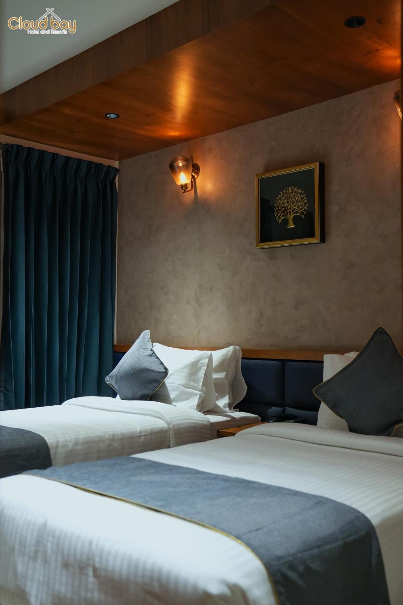 Hotel Cloud Bay Manjeri ภายนอก รูปภาพ